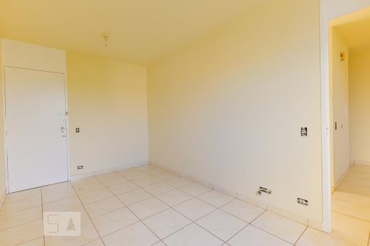 Sala de apartamento para alugar com 2 quartos, 62m² em Jardim Pacaembu, Campinas