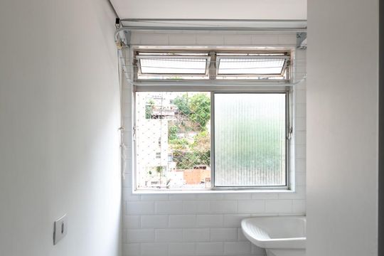 Cozinha de apartamento para alugar com 3 quartos, 70m² em Sumarezinho, São Paulo