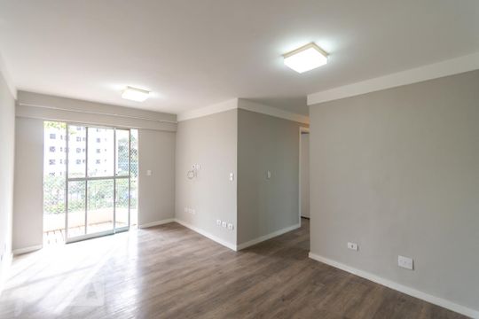 Apartamento para alugar com 3 quartos, 70m² em Sumarezinho, São Paulo