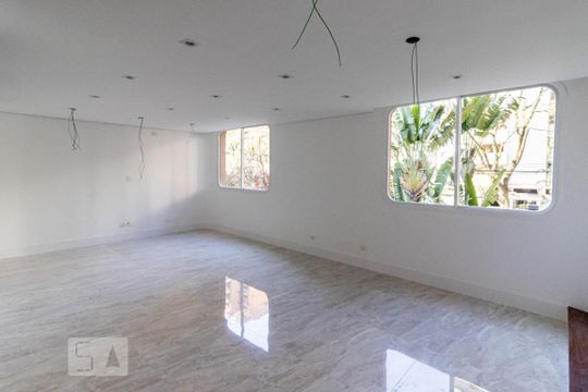Sala de apartamento à venda com 3 quartos, 210m² em Indianópolis, São Paulo