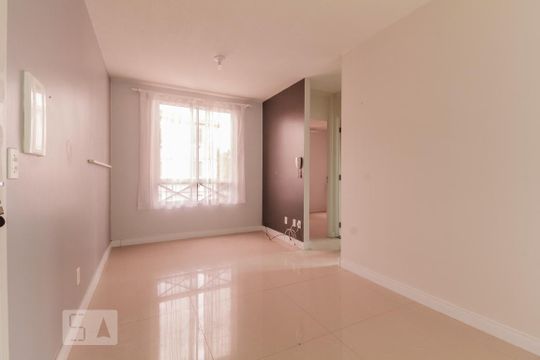Apartamento à venda com 2 quartos, 47m² em Mário Quintana, Porto Alegre