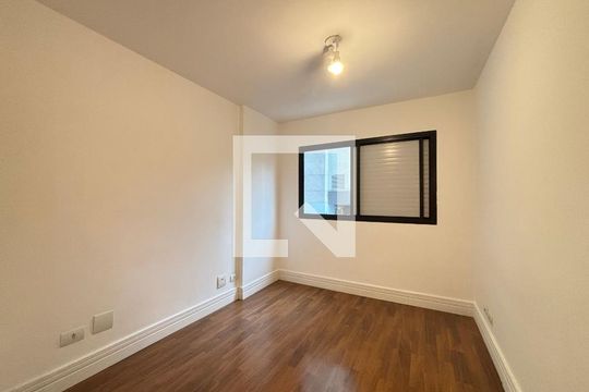 Quarto 1 de apartamento à venda com 3 quartos, 75m² em Vila Olímpia, São Paulo