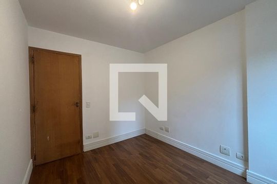 Quarto 1 de apartamento à venda com 3 quartos, 75m² em Vila Olímpia, São Paulo