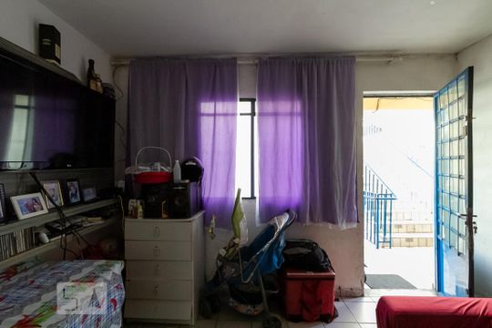 Sala de apartamento para alugar com 2 quartos, 45m² em Conceição, Diadema