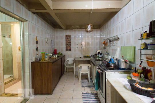 Cozinha de casa à venda com 2 quartos, 98m² em Vila Dom Pedro I, São Paulo