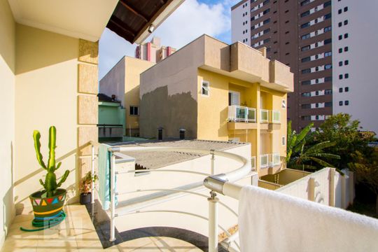 Varanda do Quarto 1 de casa à venda com 4 quartos, 348m² em Parque das Nações, Santo André