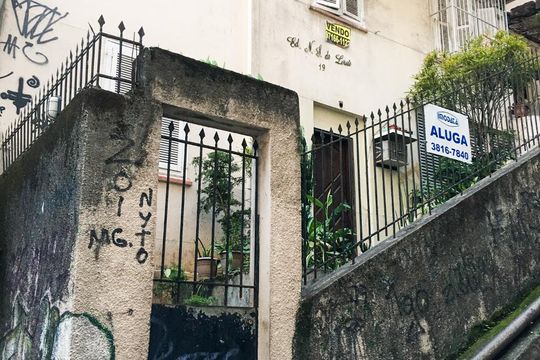 Fachada de apartamento à venda com 1 quarto, 41m² em Copacabana, Rio de Janeiro