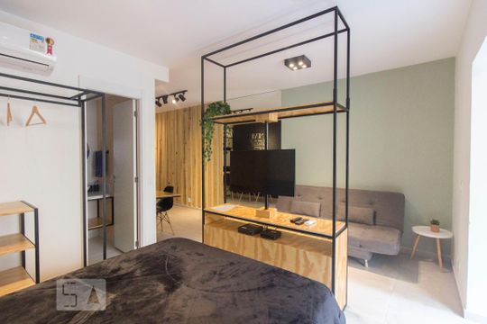 Studio de kitnet/studio para alugar com 1 quarto, 42m² em Centro Histórico de São Paulo, São Paulo