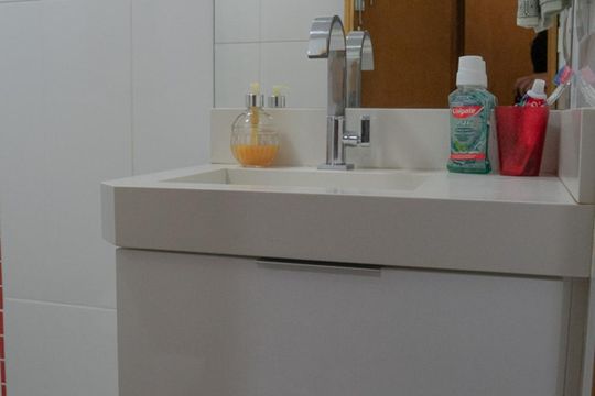 Banheiro Suite de apartamento à venda com 2 quartos, 56m² em Jardim Ana Maria, Santo André