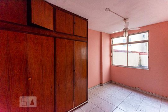 Quarto 2 de apartamento à venda com 2 quartos, 70m² em Icaraí, Niterói
