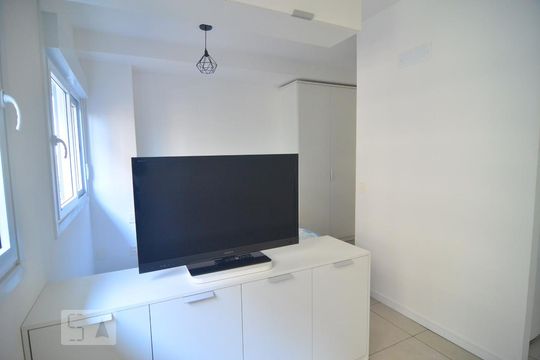 Dormitório de kitnet/studio à venda com 1 quarto, 38m² em Marechal Rondon, Canoas