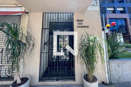 Fachada de apartamento para alugar com 2 quartos, 70m² em Itaim Bibi, São Paulo