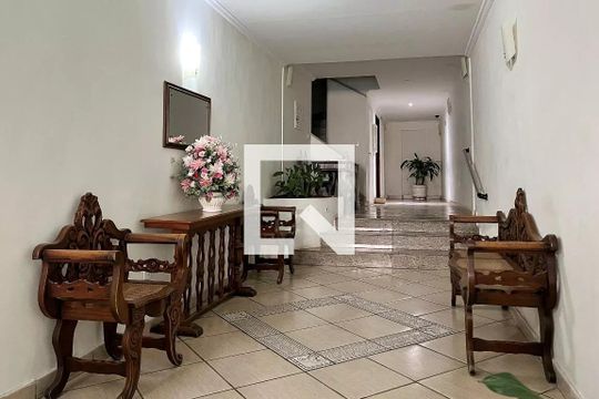Hall social de apartamento para alugar com 2 quartos, 70m² em Itaim Bibi, São Paulo