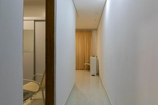 Corredor de casa para alugar com 2 quartos, 80m² em Vila Ema, São Paulo