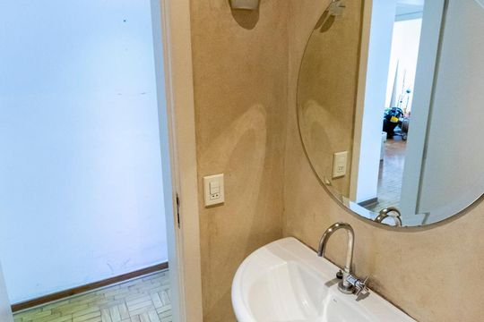 Lavabo de apartamento à venda com 4 quartos, 190m² em Aclimação, São Paulo