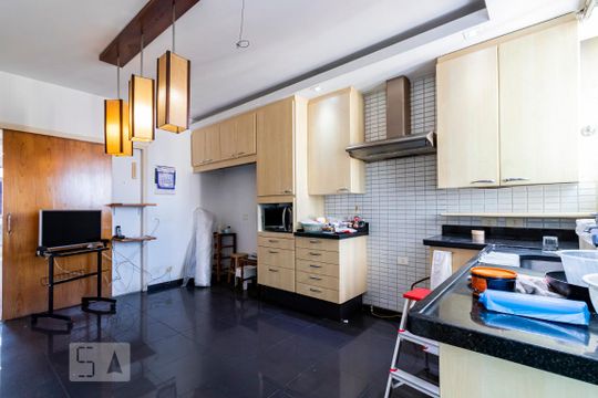 Cozinha de apartamento à venda com 4 quartos, 190m² em Aclimação, São Paulo