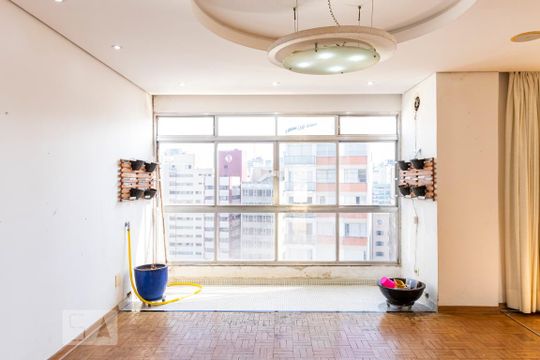 Sala de apartamento à venda com 4 quartos, 190m² em Aclimação, São Paulo