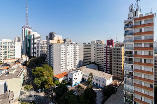 Vista de apartamento à venda com 4 quartos, 190m² em Aclimação, São Paulo