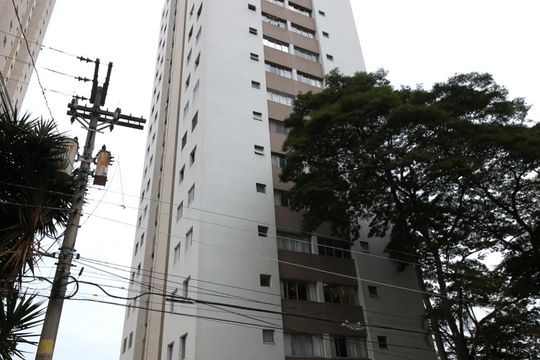 Fachada  de apartamento à venda com 2 quartos, 72m² em Parque Colonial, São Paulo