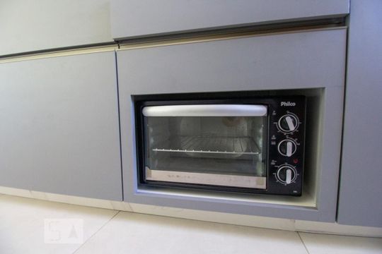 Cozinha - forno de kitnet/studio para alugar com 1 quarto, 40m² em Saco dos Limões, Florianópolis