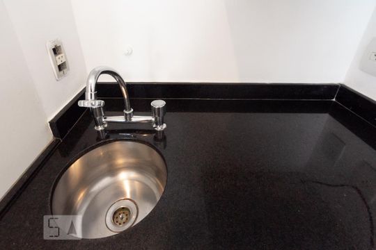 Sala/Cozinha de apartamento para alugar com 1 quarto, 44m² em Vila Nova Conceição, São Paulo