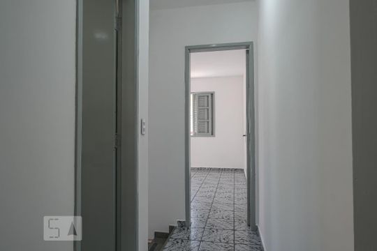 Corredor de casa à venda com 2 quartos, 72m² em Parque Monteiro Soares, São Paulo