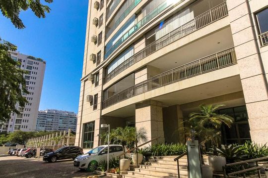 Fachada de apartamento à venda com 4 quartos, 365m² em Barra da Tijuca, Rio de Janeiro