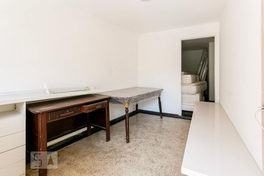 Sala - Edícula 1 de casa para alugar com 5 quartos, 200m² em Jardim das Bandeiras, São Paulo