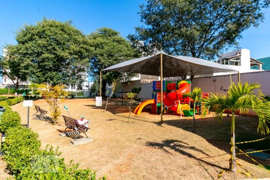 Área Comum - Playground de apartamento para alugar com 2 quartos, 55m² em Castelo, Belo Horizonte