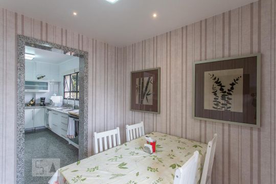 Cozinha de apartamento à venda com 4 quartos, 200m² em Aclimação, São Paulo