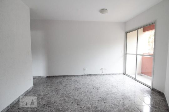 Sala de apartamento à venda com 2 quartos, 65m² em Vila Roque, São Paulo