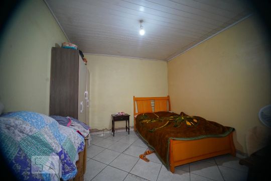Quarto 1 de casa para alugar com 3 quartos, 200m² em Harmonia, Canoas