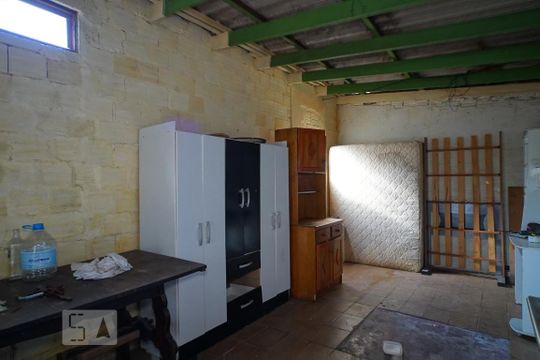 galpão de casa para alugar com 3 quartos, 200m² em Harmonia, Canoas