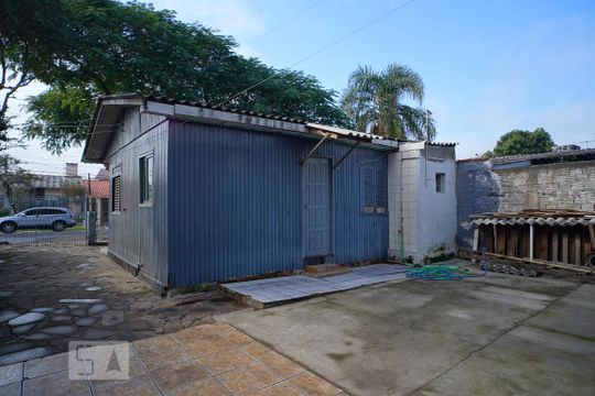 Fachada de casa para alugar com 3 quartos, 200m² em Harmonia, Canoas