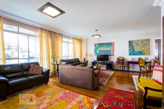Apartamento à venda com 4 quartos, 180m² em Vila Bastos, Santo André