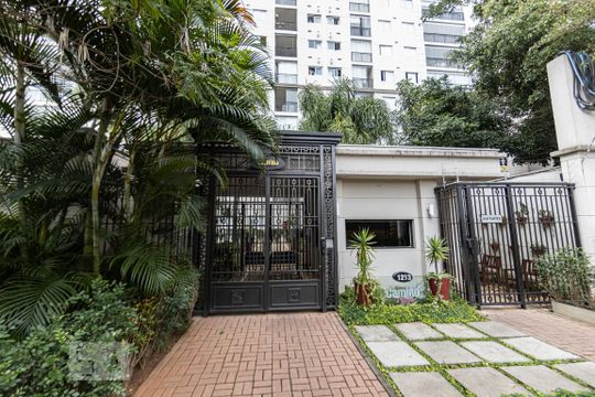 Fachada de apartamento para alugar com 2 quartos, 65m² em Catumbi, São Paulo