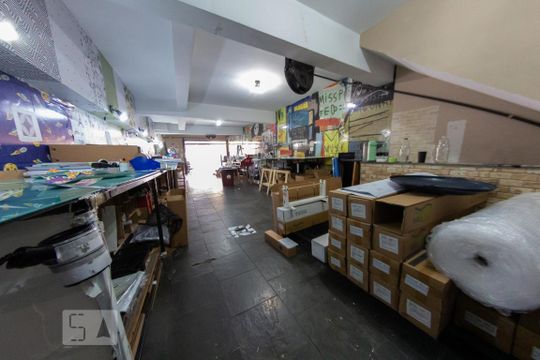 Garagem de casa à venda com 3 quartos, 320m² em Água Fria, São Paulo