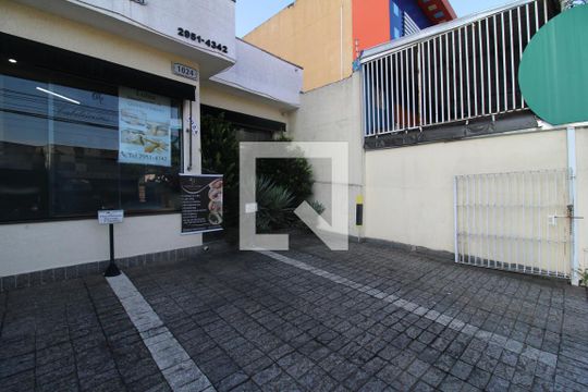 Garagem de casa à venda com 3 quartos, 240m² em Vila Gustavo, São Paulo