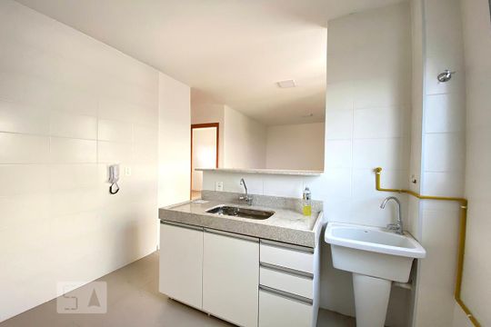 Cozinha de apartamento à venda com 2 quartos, 42m² em Santo Andre, São Leopoldo