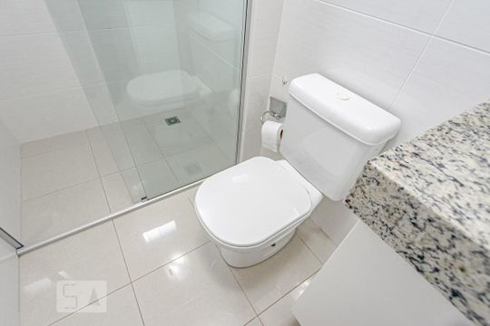 Banheiro Social de apartamento para alugar com 3 quartos, 140m² em Mossunguê, Curitiba