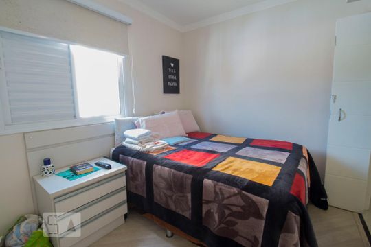 suíte de apartamento para alugar com 2 quartos, 56m² em Vila Caraguatá, São Paulo