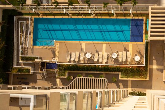 Área comum - Piscina de apartamento para alugar com 1 quarto, 44m² em Centro, Campinas