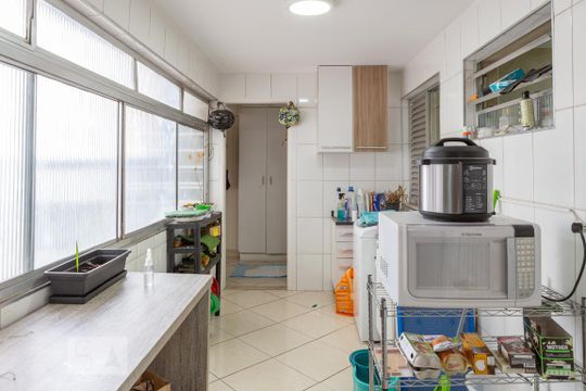 Lavanderia de apartamento à venda com 2 quartos, 97m² em Vila Romana, São Paulo
