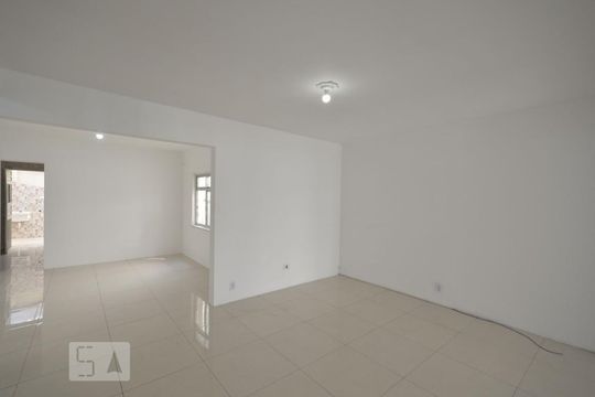 Sala de casa à venda com 5 quartos, 230m² em Vila Mariana, São Paulo