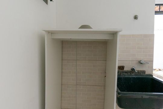 Detalhe da area de serviço de casa de condomínio à venda com 3 quartos, 138m² em Boqueirão, Curitiba