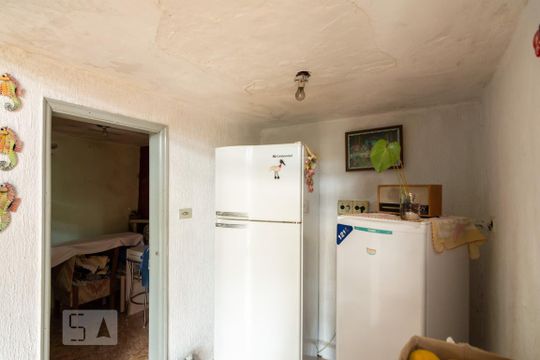 Quarto de Serviço de casa à venda com 2 quartos, 120m² em Santa Maria, Santo André