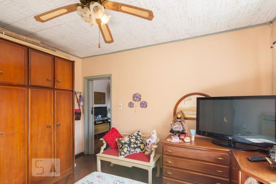 Quarto 1 de casa à venda com 2 quartos, 120m² em Santa Maria, Santo André