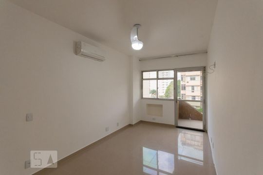 Suíte de apartamento para alugar com 3 quartos, 105m² em Andaraí, Rio de Janeiro