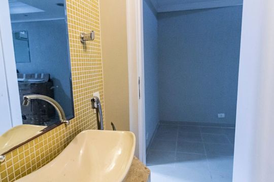 1o. Andar - Lavabo de casa à venda com 4 quartos, 230m² em Vila Mariana, São Paulo