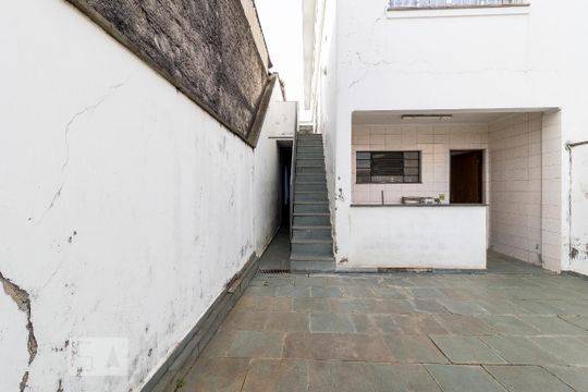 Quintal de casa à venda com 3 quartos, 245m² em Vila Babilônia, São Paulo